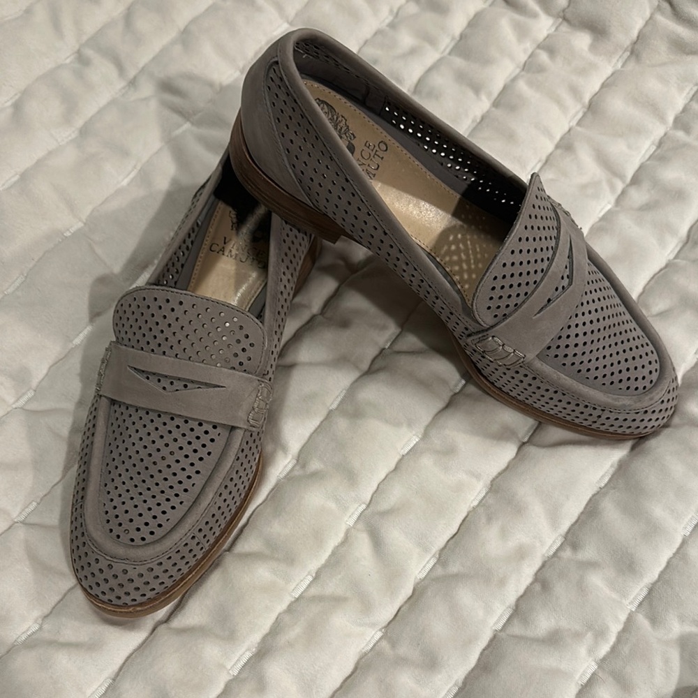 Vince Comuto Light Gray Perforated Loafers- sz 8